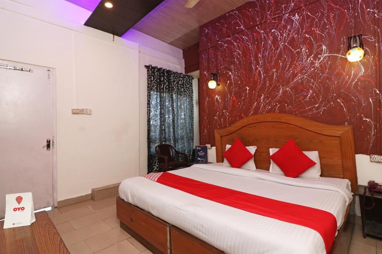 Oyo 75571 Sai Pooja Lodging Otel Mumbai Dış mekan fotoğraf